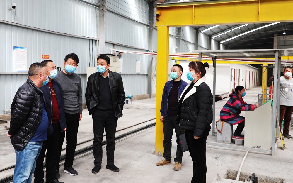 走进太看三友墙材